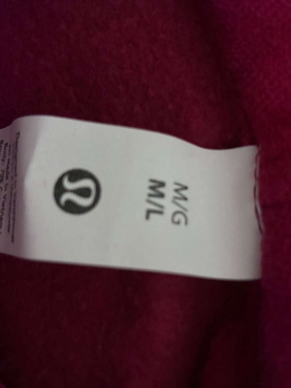 Lululemon - Picture 3 of 3
